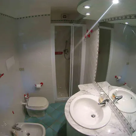 Sardegna Eucalyptus Feriehus *